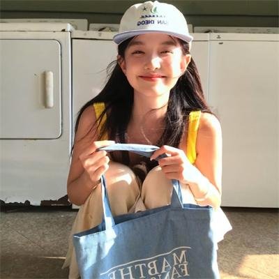 牌坊下的女人
